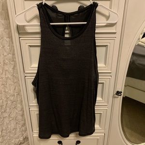 Lululemon ready to go tank